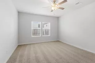10635 Crockett Meadows Blvd, Conroe, TX 77306 - Photo 9
