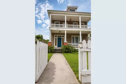 3012 Ave O 1/2 #Up, Galveston, TX 77550 - Photo 1