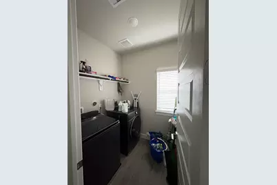 11904 Lawton Creek Lane, Houston, TX 77051 - Photo 17