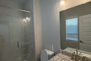 11904 Lawton Creek Ln, Houston, TX 77051 - Photo 9