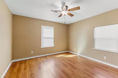 340 Warner, Bridge City, TX 77611 - Photo 13