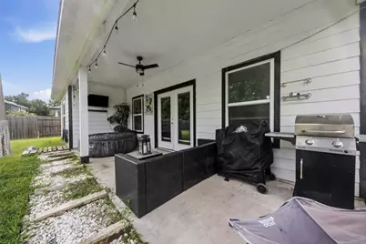 2017 County Road 3550, Cleveland, TX 77327 - Photo 17