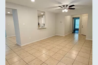 5239 Sugar Bush Drive, Houston, TX 77048 - Photo 5