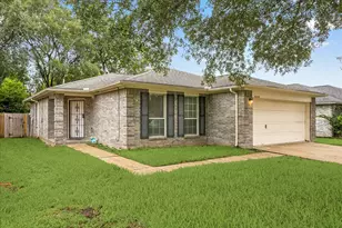 5239 Sugar Bush Dr, Houston, TX 77048 - Photo 3