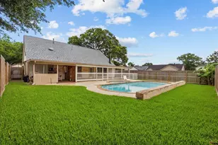423 Starborrough Dr, League City, TX 77573 - Photo 37