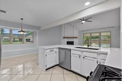 423 Starborrough Drive, League City, TX 77573 - Photo 19