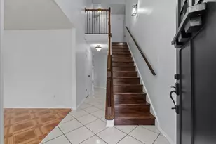 423 Starborrough Dr, League City, TX 77573 - Photo 5