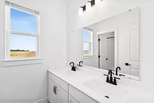 400 Cane Xing Lk Dr, Sealy, TX 77474 - Photo 17