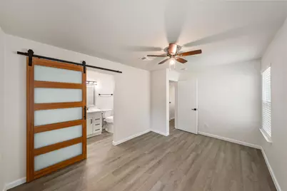 7 Hasting Oak Court, The Woodlands, TX 77381 - Photo 15