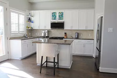 1317 Bomar Street, Houston, TX 77006 - Photo 7