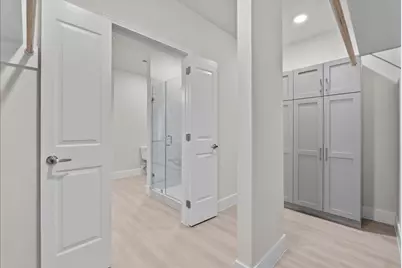 540 Hobbs Road #E1, League City, TX 77573 - Photo 13