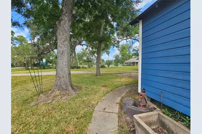 1995 Fm 522, West Columbia, TX 77486 - Photo 23