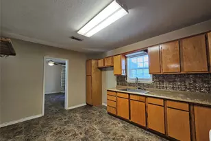 1995 Fm 522, West Columbia, TX 77486 - Photo 11