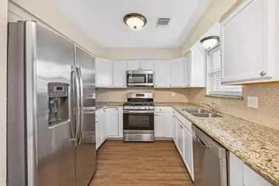 103 Brigadoon Lane, Friendswood, TX 77546 - Photo 9