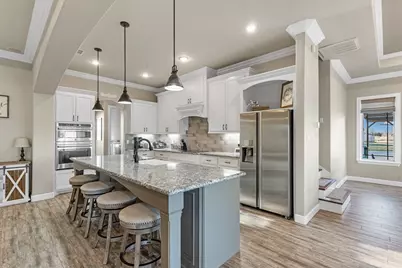 726 Stallion Circle, Angleton, TX 77515 - Photo 15