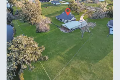 726 Stallion Circle, Angleton, TX 77515 - Photo 45