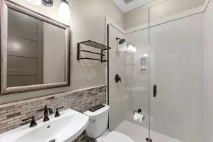 726 Stallion Cir, Angleton, TX 77515 - Photo 37