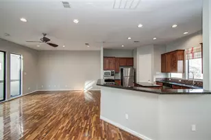 1609 Welch St, Houston, TX 77006 - Photo 3