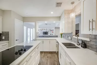 13919 Swiss Hill Drive, Houston, TX 77077 - Photo 11