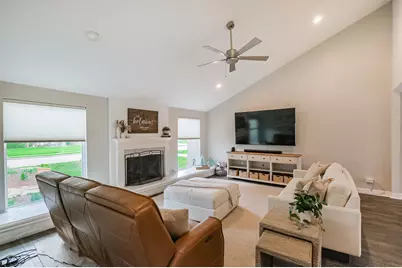 13919 Swiss Hill Drive, Houston, TX 77077 - Photo 3