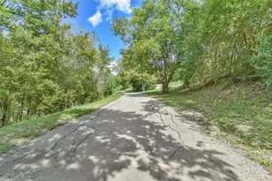 13919 Swiss Hill Dr, Houston, TX 77077 - Photo 45