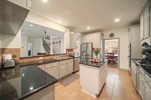 2326 Vinemead Ct, Katy, TX 77450 - Photo 13