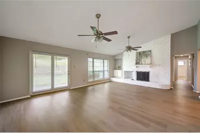 10523 Towne Square Road, Sugar Land, TX 77498 - Photo 11