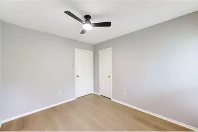10523 Towne Square Road, Sugar Land, TX 77498 - Photo 19