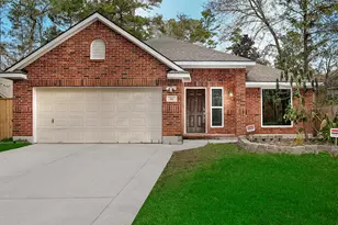 34 Cypress Bayou Ct, The Woodlands, TX 77382 - Photo 1