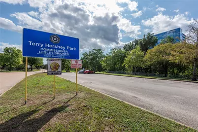 720 Memorial Mews Street #B, Houston, TX 77079 - Photo 17