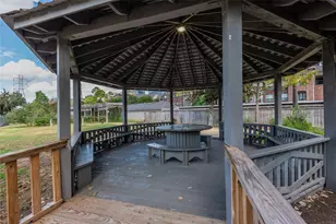 720 Memorial Mews St, Houston, TX 77079 - Photo 19