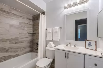 720 Memorial Mews Street #B, Houston, TX 77079 - Photo 11