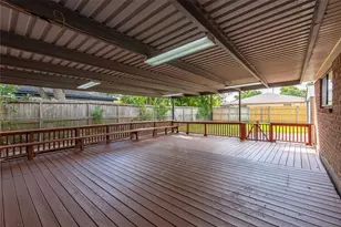 607 Debbie Ln, Alvin, TX 77511 - Photo 23