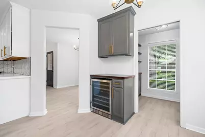 23 Teakwood Place, The Woodlands, TX 77384 - Photo 13