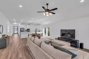 828 Coleto Run, Conroe, TX 77304 - Photo 17