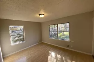 5810 Belmark St, Houston, TX 77033 - Photo 7