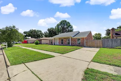 7015 Northleaf Drive, Houston, TX 77086 - Photo 3