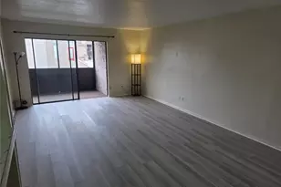 3025 Walnut Bend Ln, Houston, TX 77042 - Photo 9