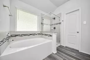 5186 Dry Hollow Dr, Alvin, TX 77511 - Photo 21