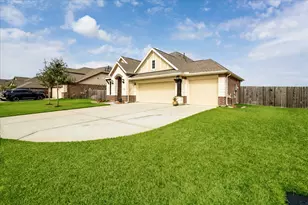 15023 Gulfstream Park Ave, Baytown, TX 77523 - Photo 17