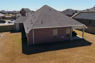 15023 Gulfstream Park Ave, Mont Belvieu, TX 77523 - Photo 35