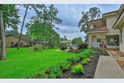 3210 Lazy Lake Lane, Montgomery, TX 77356 - Photo 9
