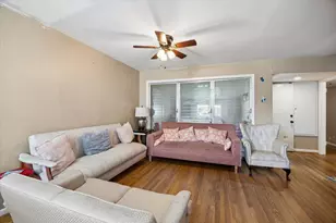 6821 Leader St, Houston, TX 77074 - Photo 5