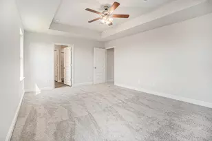 10 Greenbriar Loop, Angleton, TX 77515 - Photo 9