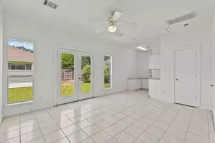 5762 Birdwood Rd, Houston, TX 77096 - Photo 41