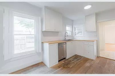 2438 Albans Road, Houston, TX 77005 - Photo 15