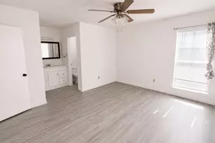 11685 Alief Clodine Rd, Houston, TX 77082 - Photo 13