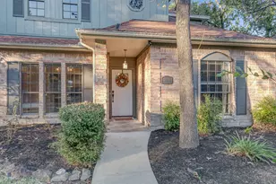 2019 Lake Hills Dr, Houston, TX 77339 - Photo 3