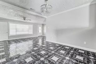 101 Live Oak St, Baytown, TX 77520 - Photo 11