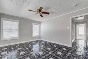 101 Live Oak St, Baytown, TX 77520 - Photo 19